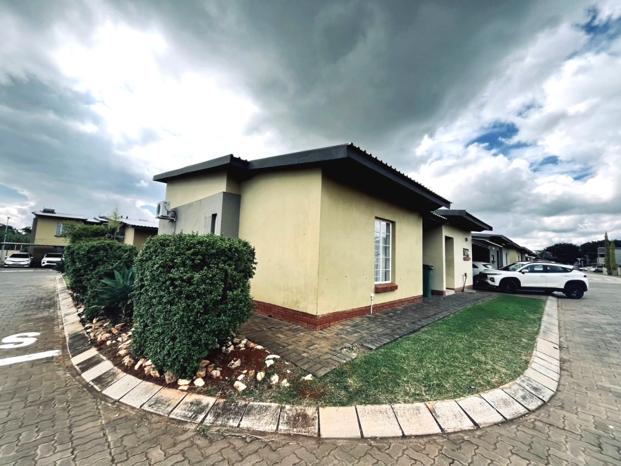 3 Bedroom Property for Sale in Waterval East North West